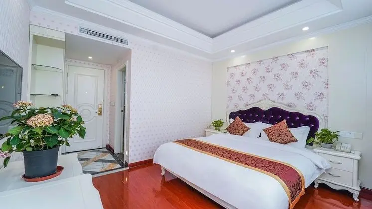 Deluxe Tek Büyük Yataklı Oda, 1 En Büyük (King) Boy Yatak, Engellilere Uygun, Sigara İçilmez