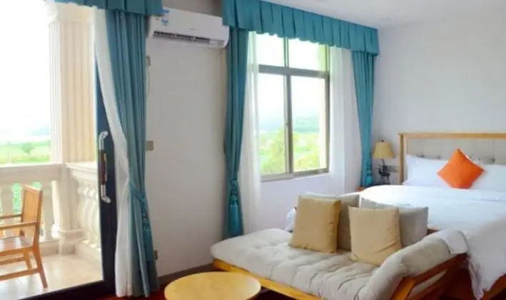 Deluxe Tek Büyük Yataklı Oda