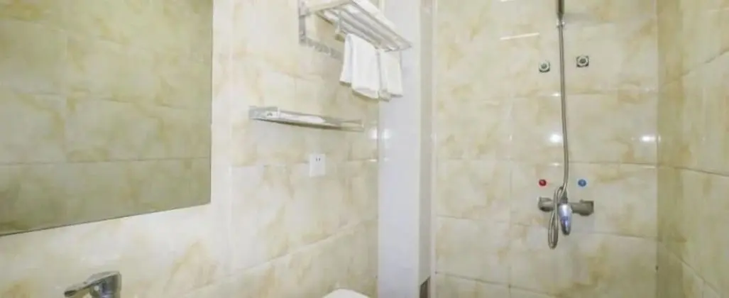 Basic Tek Büyük Yataklı Oda