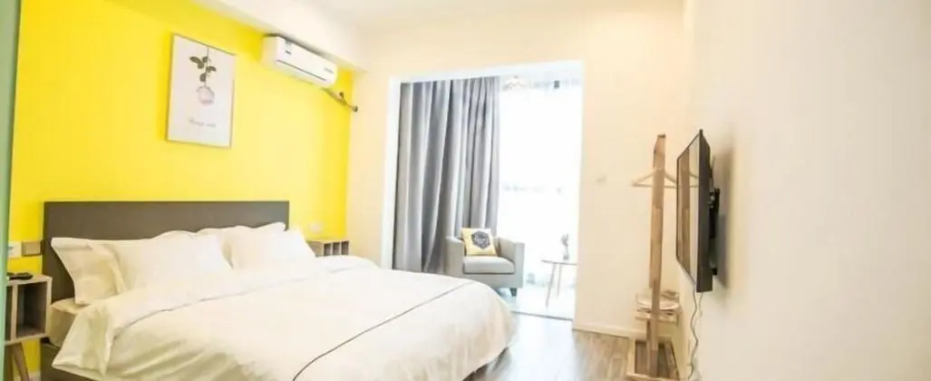 Premium Tek Büyük Yataklı Oda