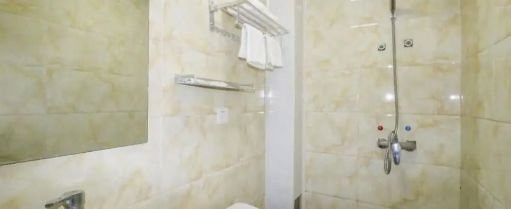 Premium Tek Büyük Yataklı Oda