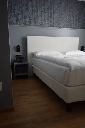 Comfort Tek Büyük veya İki Ayrı Yataklı Oda