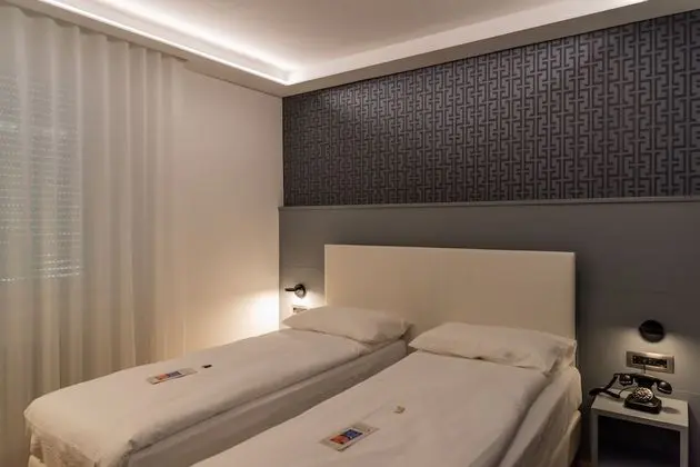 Comfort Tek Büyük veya İki Ayrı Yataklı Oda