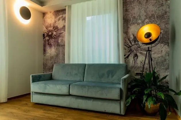 Junior Stüdyo Süit