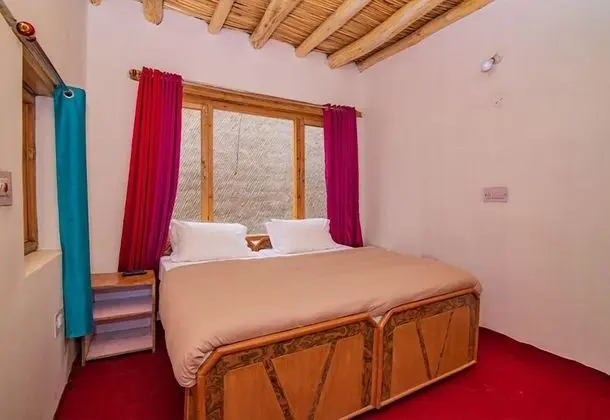 Kır Evi, 2 Tek Kişilik Yatak, Sigara İçilmez