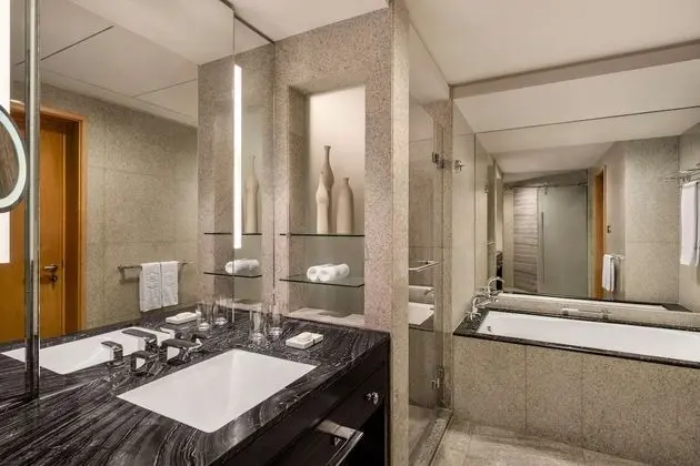 Suite, 1 Bedroom - Exclusive access to the Horizon Club Lounge and breakfast