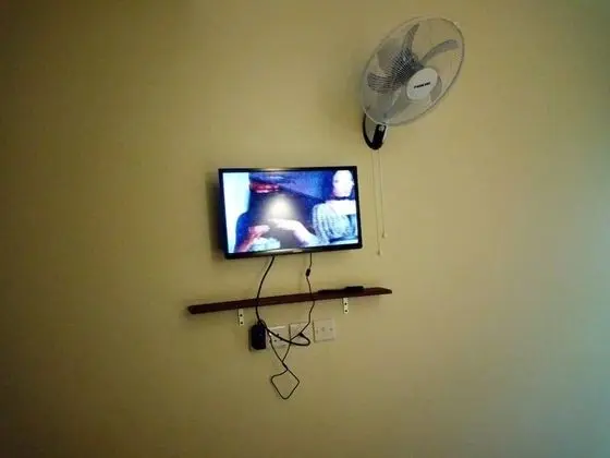 Basic Tek Büyük Yataklı Oda