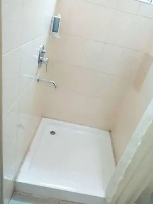 Basic Tek Büyük Yataklı Oda
