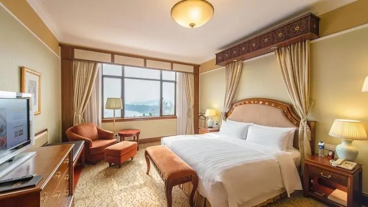 Süit, Göl Manzaralı (West Wing)