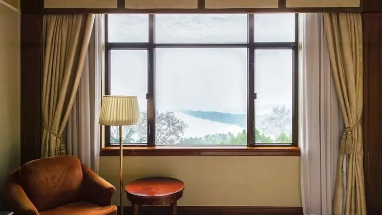 Süit, Göl Manzaralı (West Wing)