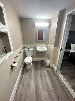 Basic Oda, 1 Çift Kişilik Yatak, Engellilere Uygun, Sigara İçilmez