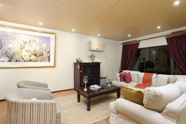Luxury Süit, 1 Büyük (Queen) Boy Yatak, Özel Banyo, Vadi Manzaralı