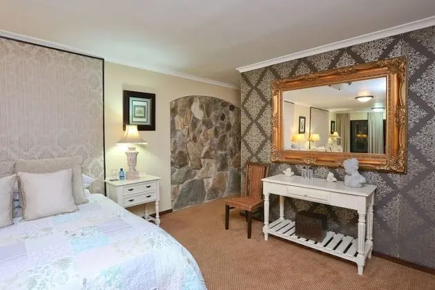 Luxury Süit, 2 Büyük (Queen) Boy Yatak, Özel Banyo, Vadi Manzaralı