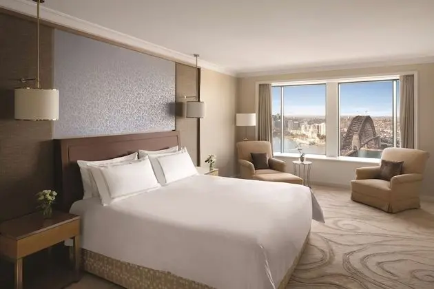 Presidential Süit, Business Dinlenme Salonu Kullanımı, Liman Manzaralı (High Floor)