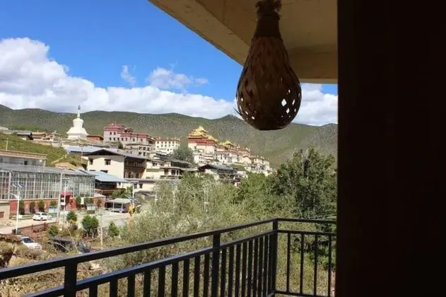 Deluxe Tek Büyük Yataklı Oda, Bahçe Manzaralı