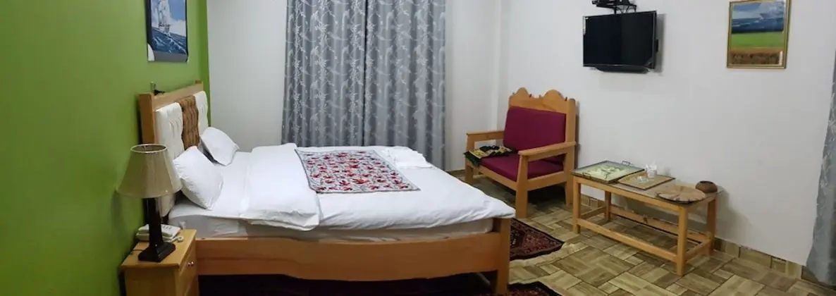 Deluxe Tek Büyük Yataklı Oda