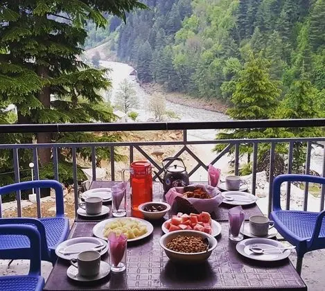 Deluxe Üç Kişilik Oda, Tepe Manzaralı