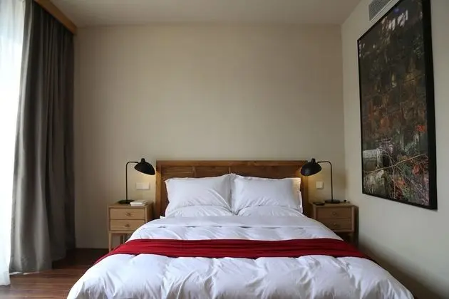 Deluxe Tek Büyük Yataklı Oda