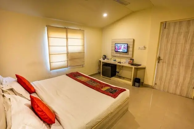 Standard Kır Evi, 1 Büyük (Queen) Boy Yatak, Havuz Kullanımı, Havuz Manzaralı