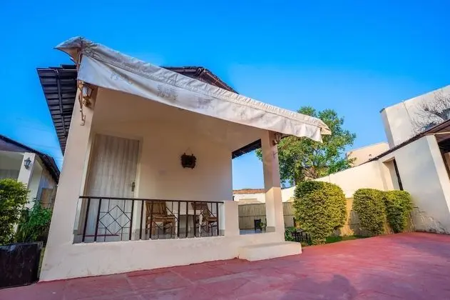 Standard Kır Evi, 1 Büyük (Queen) Boy Yatak, Havuz Kullanımı, Havuz Manzaralı