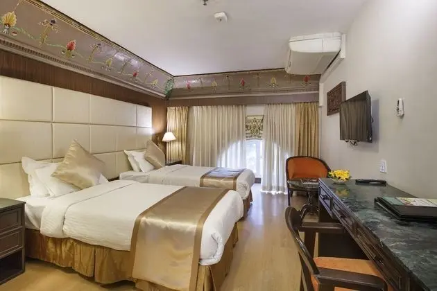 Deluxe Room Twin Bed
