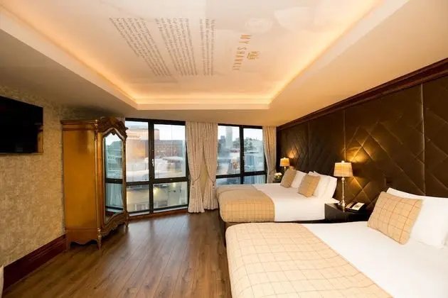 Luxury Oda (Sleeps 4)