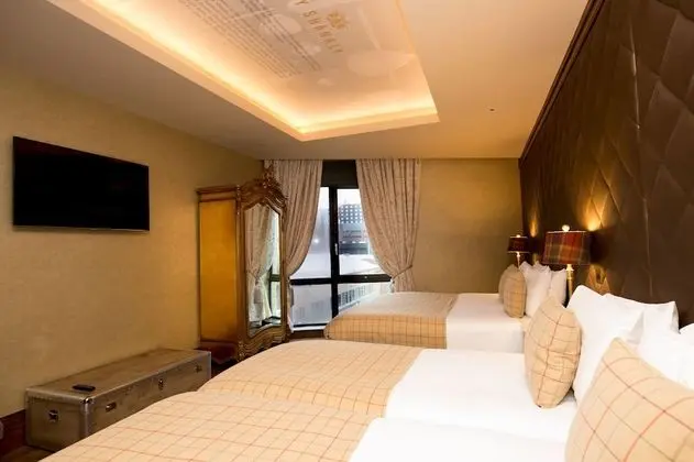 Luxury Oda (Sleeps 4)