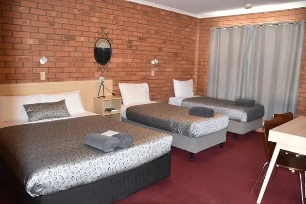 Standard Stüdyo, Sigara İçilmez (Quadruple Room)