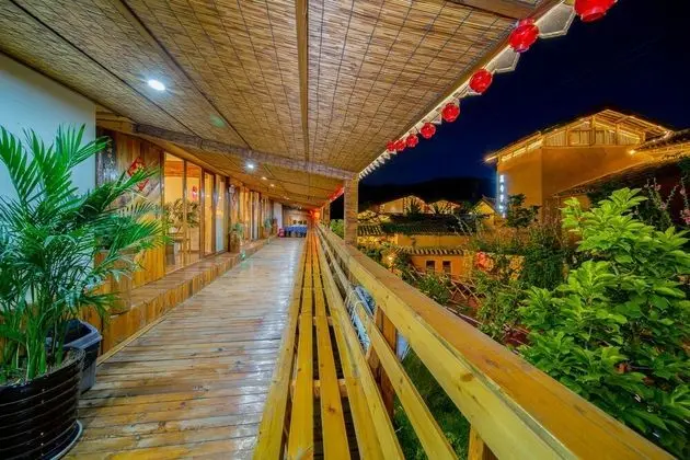 Signature Tek Büyük Yataklı Oda, Bahçe Manzaralı (Room No.4)