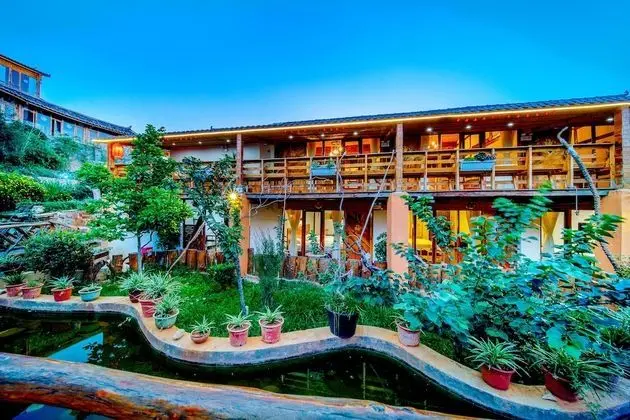 Signature Tek Büyük Yataklı Oda, Bahçe Manzaralı (Room No.4)