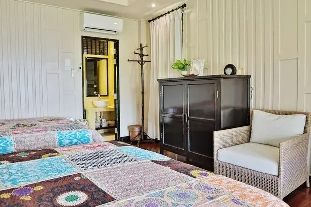 Shantaa Villa (2 queen size beds)