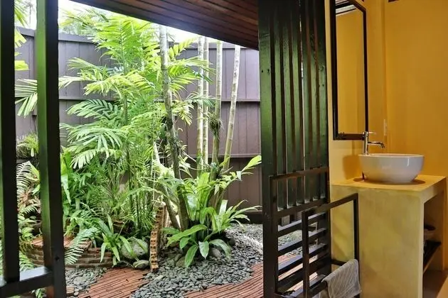 Shantaa Villa (2 queen size beds)