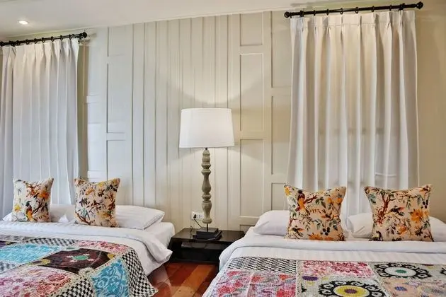 Shantaa Villa (2 queen size beds)
