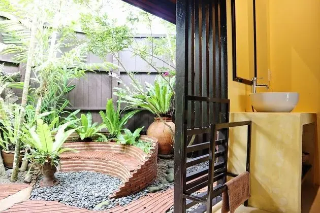 Shantaa Villa (2 queen size beds)
