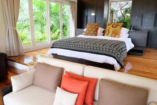 Shantaa Extra Sweet (A king size bed)