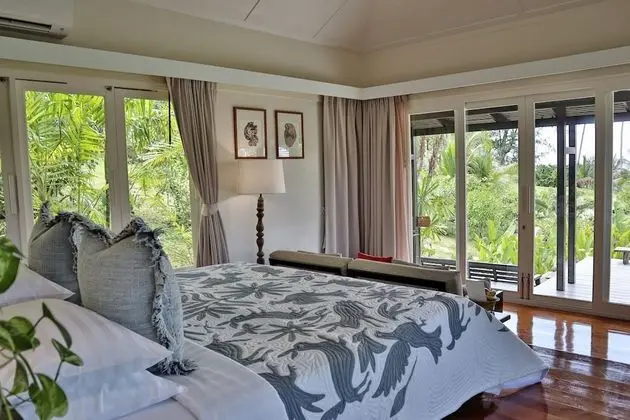 Shantaa Extra Sweet (A king size bed)