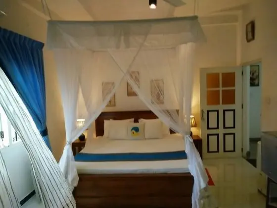 Luxury Tek Büyük Yataklı Oda