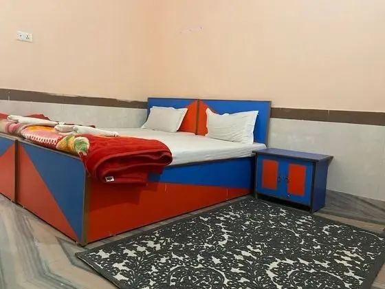 Deluxe Tek Büyük Yataklı Oda (AC)