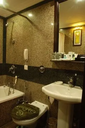 Deluxe Tek Büyük veya İki Ayrı Yataklı Oda