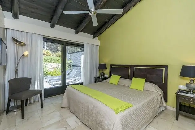 Standard Tek Büyük veya İki Ayrı Yataklı Oda