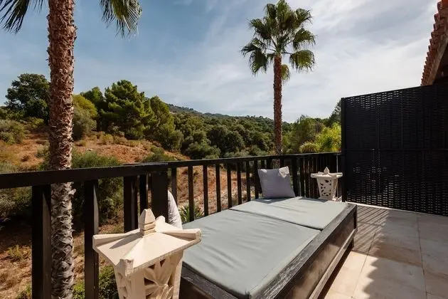 Standard Tek Büyük veya İki Ayrı Yataklı Oda, Dağ Manzaralı