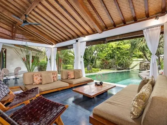 Superior Villa