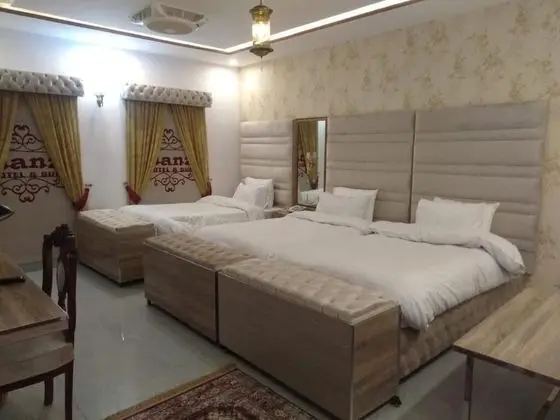 Deluxe Dört Kişilik Oda