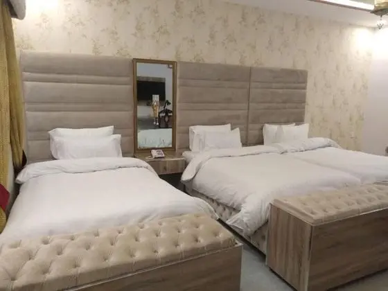 Deluxe Üç Kişilik Oda