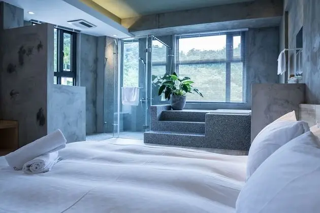 Comfort Tek Büyük Yataklı Oda, 1 En Büyük (King) Boy Yatak, Balkon, Köşe