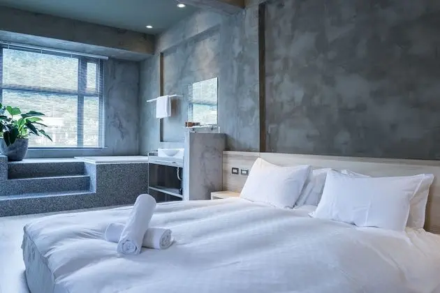 Comfort Tek Büyük Yataklı Oda, 1 En Büyük (King) Boy Yatak, Balkon, Köşe