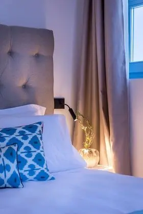 Junior Tek Büyük Yataklı Oda, Havuz Kullanımı, Deniz Manzaralı (Private Terrace)