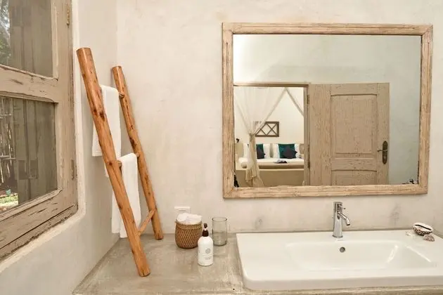 Comfort Tek Büyük Yataklı Oda, 1 Çift Kişilik Yatak, Havuz Manzaralı