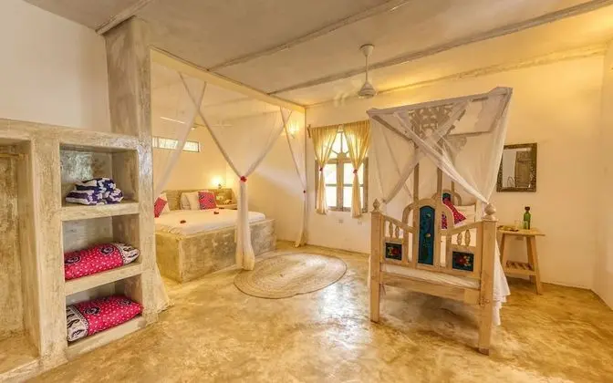 Deluxe Dört Kişilik Oda, Deniz Manzaralı, Denize Bakan