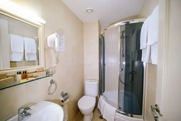 Standard Tek Büyük Yataklı Oda